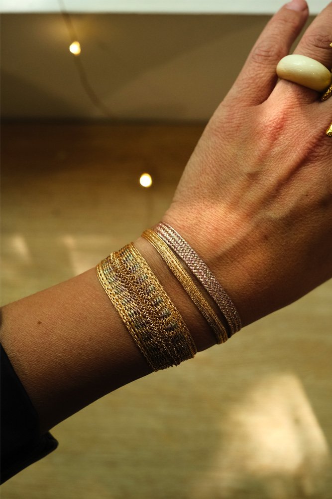 Les bracelets de fils d'or faits main Maaÿaz