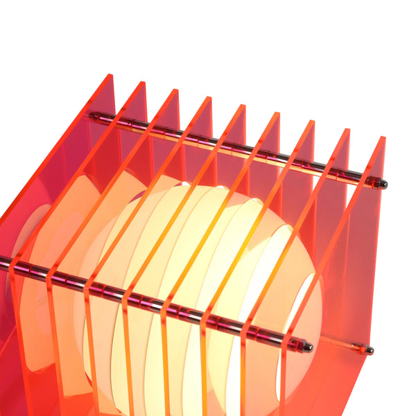 Petite lampe carrée 'Lớp' Pink electrik