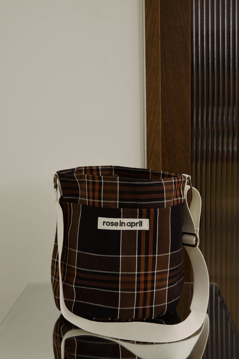 Sac seau Bucky Black tartan - Rose in April