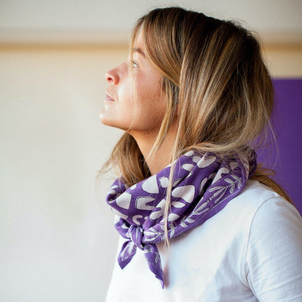 Foulard Latika 'Artistic' Violette | APACHES COLLECTIONS