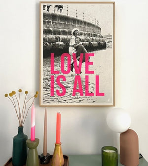Affiche 'Love is all' 50x70cm | CARTE KENCRE