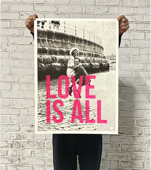 Affiche 'Love is all' 50x70cm | CARTE KENCRE