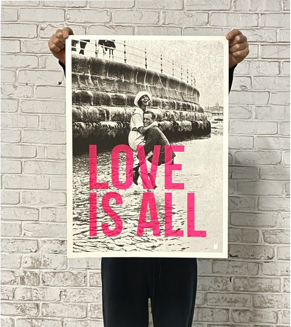 Affiche 'Love is all' 50x70cm | CARTE KENCRE