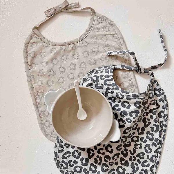 Bavoir 'Anna' Dotted heart Greige | ROSE IN APRIL