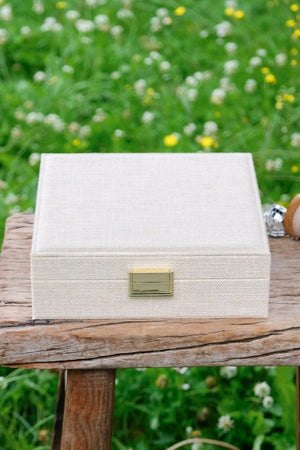 Boîte à bijoux 'Anne' effet lin Beige | MAISON SCARLETT