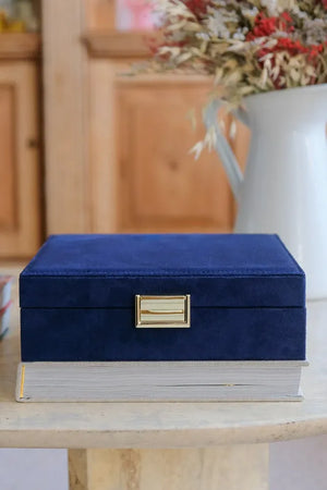 Boîte à bijoux 'Anne' en velours Bleu marine | MAISON SCARLETT