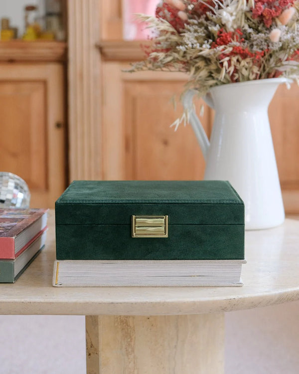 Boîte à bijoux 'Anne' en velours Vert | MAISON SCARLETT