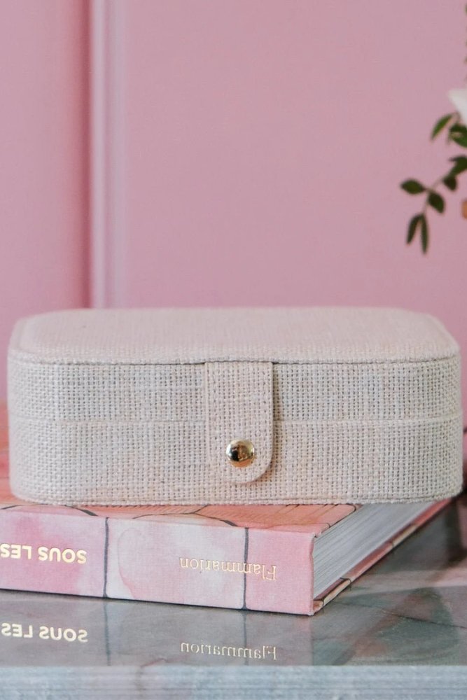 Boîte à bijoux de voyage 'Brigitte' effet lin Beige | MAISON SCARLETT