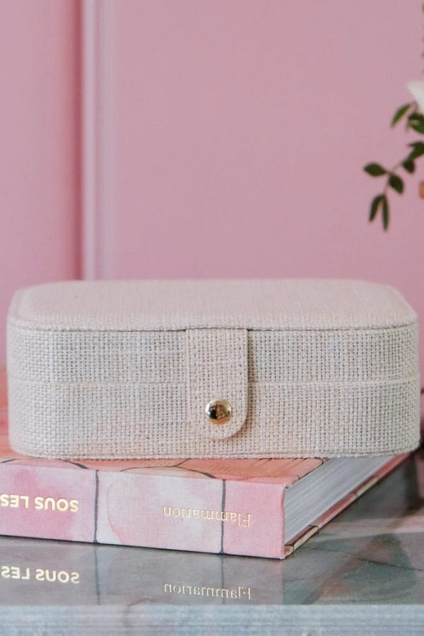 Boîte à bijoux de voyage 'Brigitte' effet lin Beige | MAISON SCARLETT