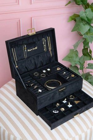 Boîte à bijoux 'Denise' en velours Noir | MAISON SCARLETT