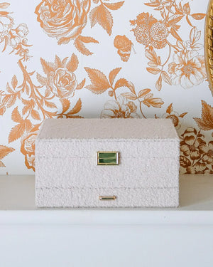 Boîte à bijoux 'Denise' en moumoute Blanc | MAISON SCARLETT