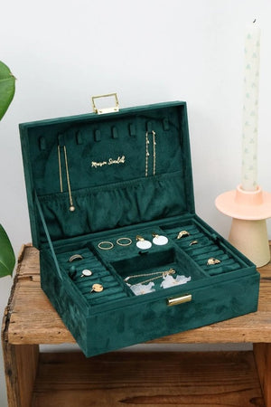 Boîte à bijoux 'Louise' en velours Vert | MAISON SCARLETT