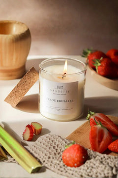 Bougie artisanale à la cire de soja ‘Fraise Rhubarbe’ | SAUGETTE