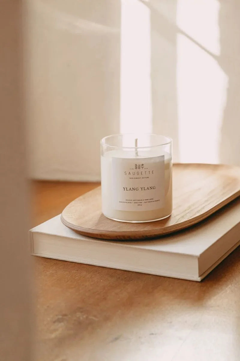 Bougie artisanale à la cire de soja 'Ylang Ylang' | SAUGETTE