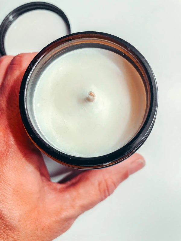 Bougie parfumée 'Viens on s'aime' Bois précieux | MUISTI