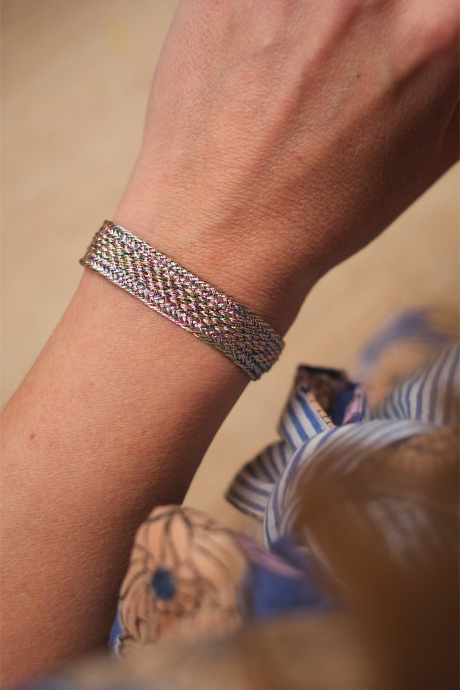 Bracelet simple 'Izy' Gold Plum | MAAŸAZ