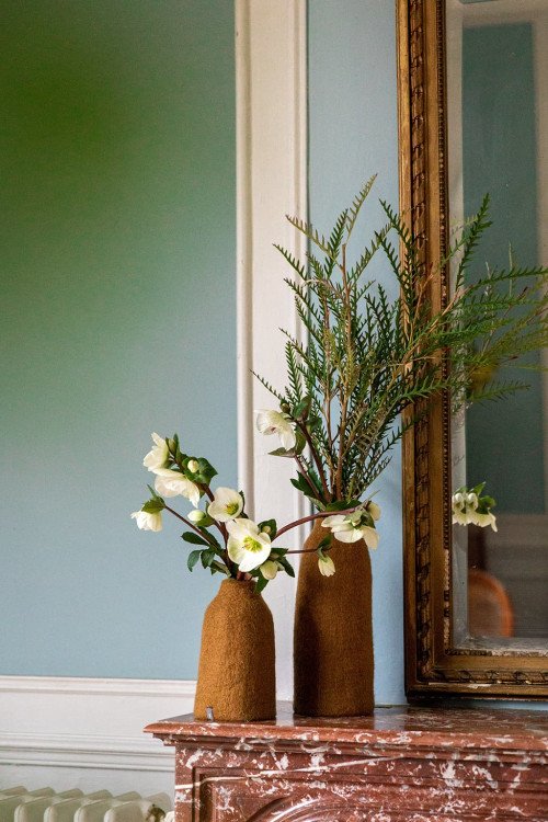 Cache-vase cloche M uni en laine feutrée | MUSKHANE