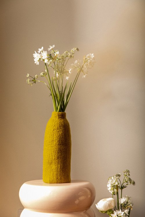 Cache-vase cloche M uni en laine feutrée | MUSKHANE