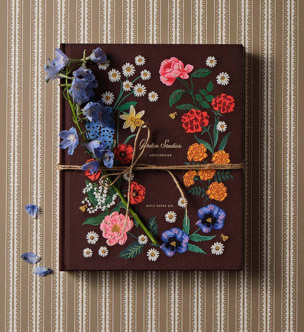 Carnet brodé 'Garden study' | RIFLE PAPER CO