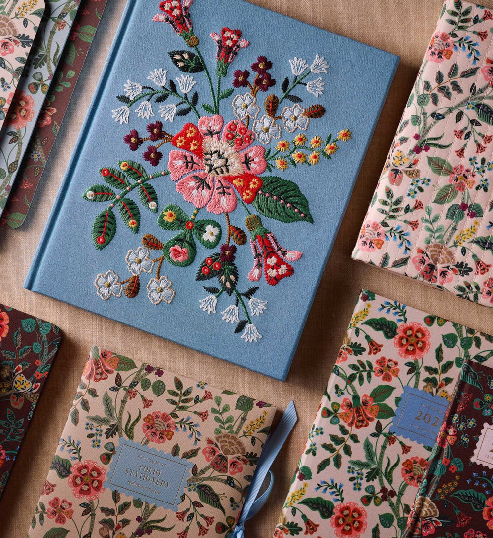 Carnet brodé 'Gracie' | RIFLE PAPER CO