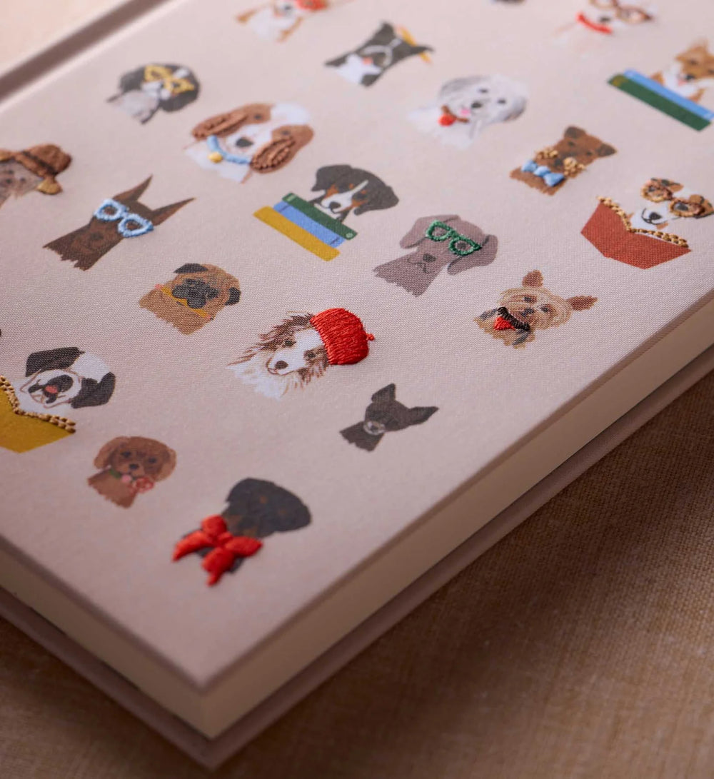 Carnet brodé 'Studious dogs' | RIFLE PAPER CO