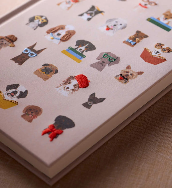 Carnet brodé 'Studious dogs' | RIFLE PAPER CO