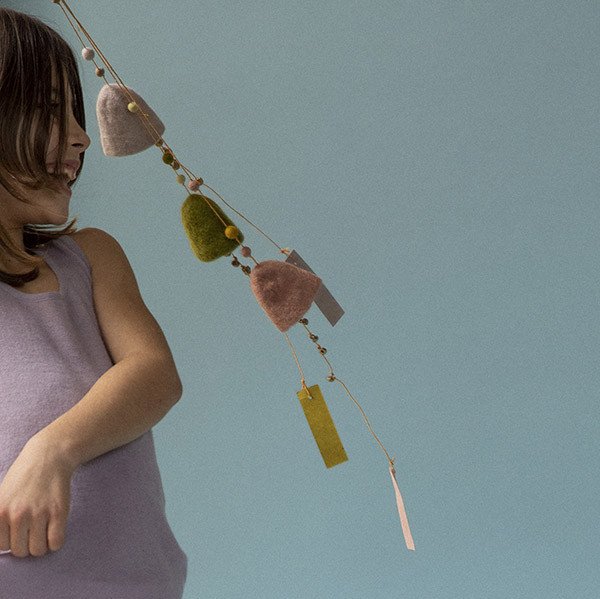Cloche en laine feutrée | MUSKHANE