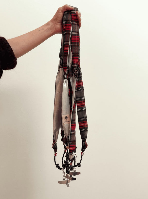 Cordon de téléphone Tartan rouge | MARIE STAREK X MA PRUNE CELESTE X MOUFLETTE