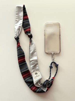 Cordon de téléphone Tartan rouge | MARIE STAREK X MA PRUNE CELESTE X MOUFLETTE