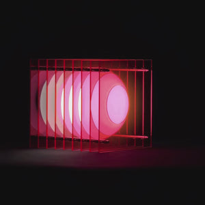 Petite lampe carrée 'Lớp' Pink electrik