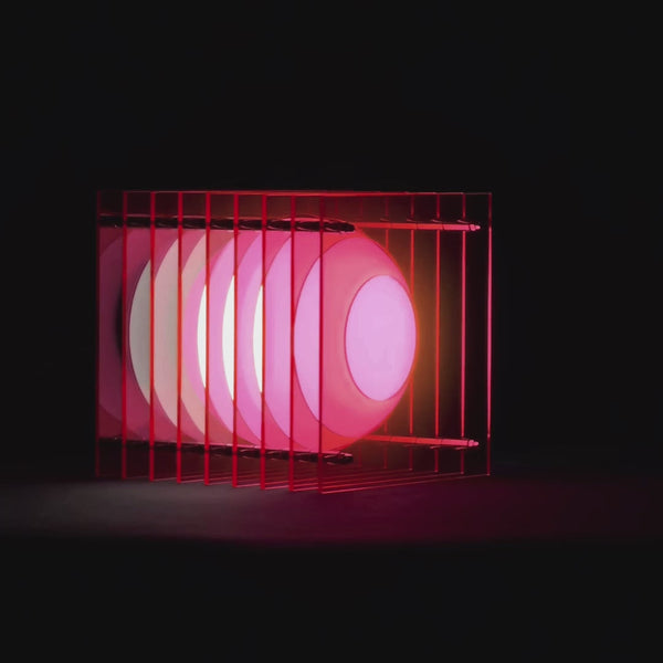 Petite lampe carrée 'Lớp' Pink electrik