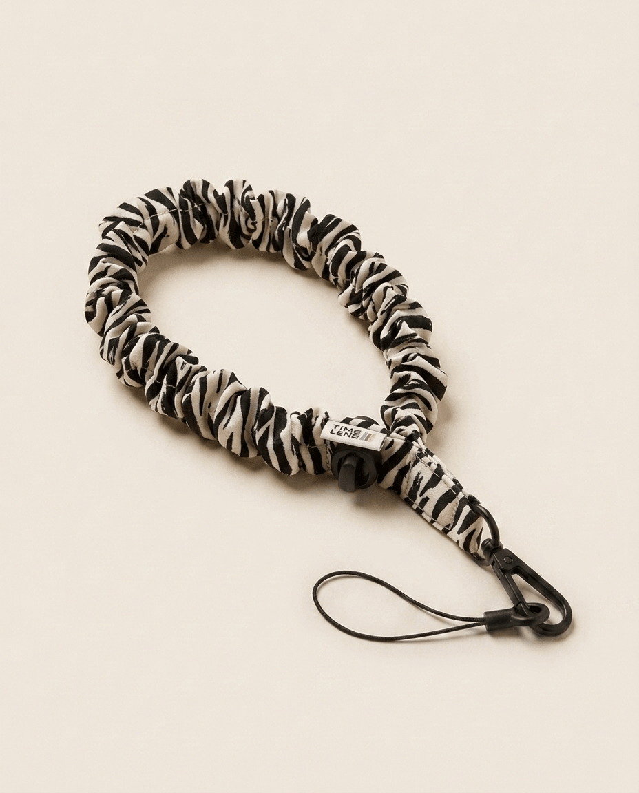 Dragonne Cream Zebra - TimeLens