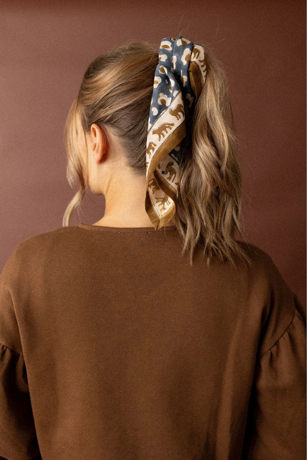 Petit foulard Dupitta 'Léopard' Météorite | APACHES COLLECTIONS