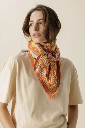 Foulard 'Latika' Paquerette Tapenade | APACHES COLLECTIONS