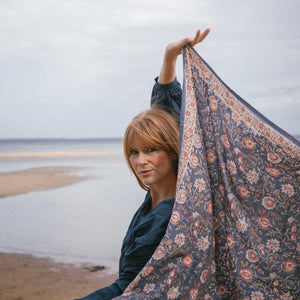 Foulard indien 'Miraj' Indigo | BONHEUR DU JOUR