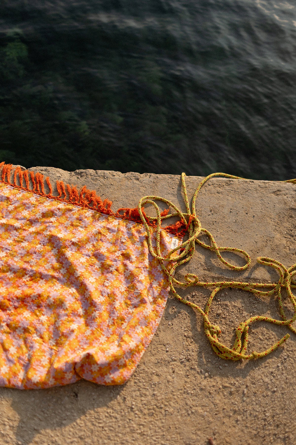 Fouta simple 'Kota' Paquerette Orange | APACHES COLLECTIONS