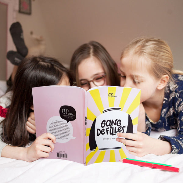 Livre à remplir 'Gang de filles' | MINUS ÉDITIONS