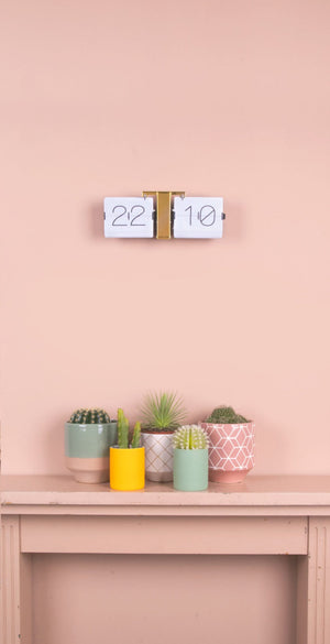Horloge Flip dorée | KARLSSON