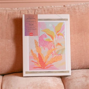 Kit de Diamond Painting 'Pink Jungle' par Sun Lee | LA PETITE ÉPICERIE