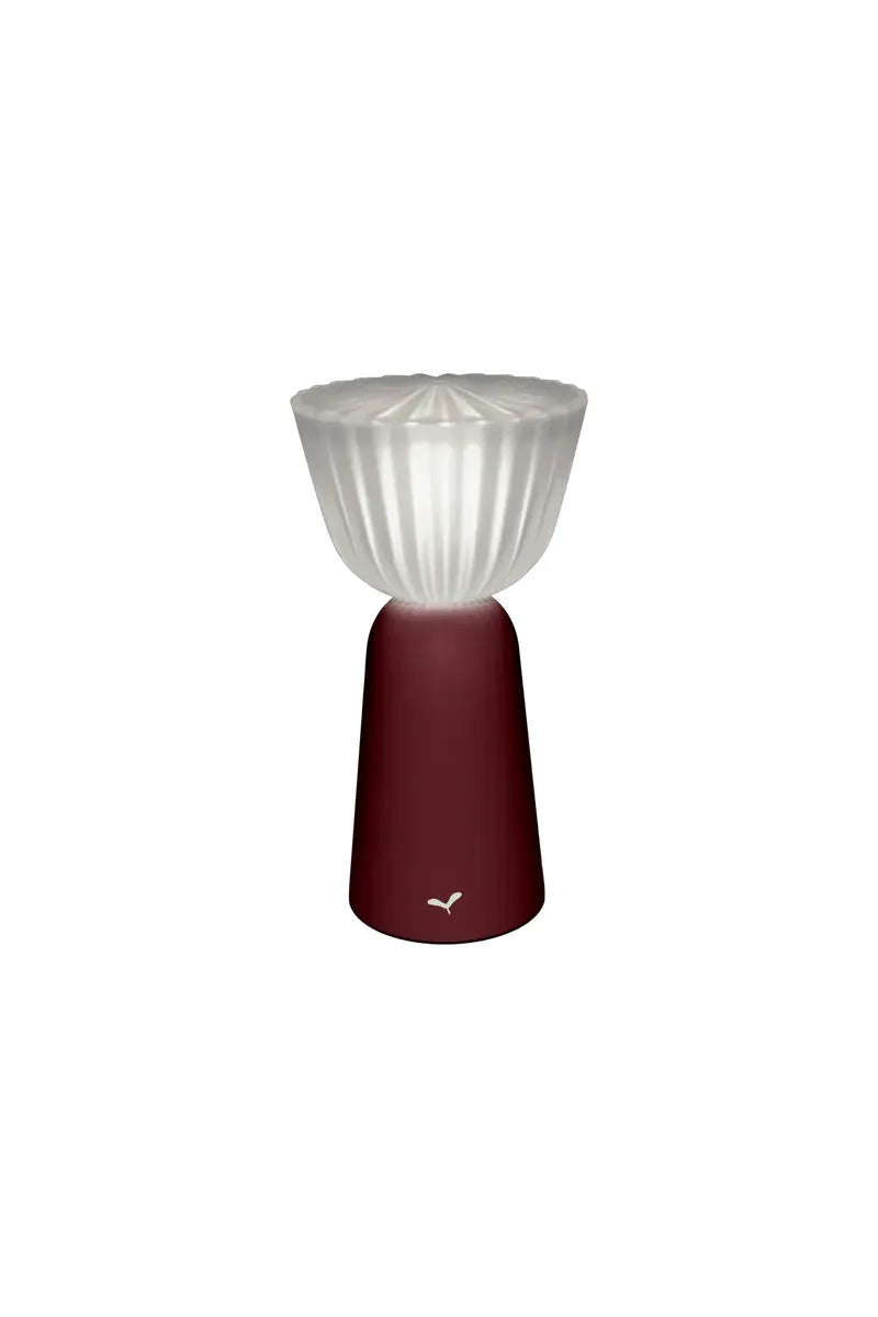 Lampe 'SWIING' Cerise noire | FERMOB