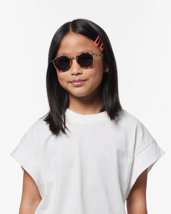 Lunettes de soleil enfant ‘#d’ Light Tortoise 7-11 ans | IZIPIZI