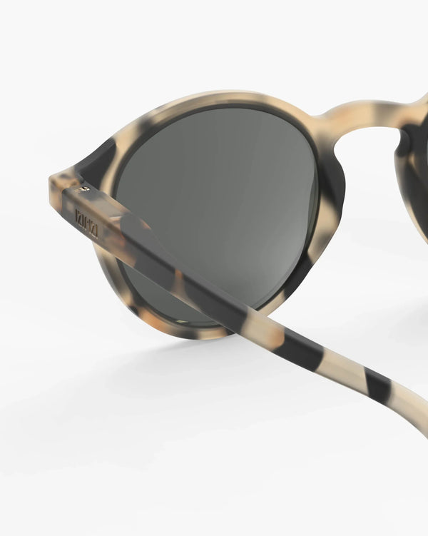 Lunettes de soleil enfant ‘#d’ Light Tortoise 7-11 ans | IZIPIZI