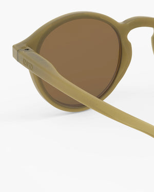 Lunettes de soleil enfant ‘#d’ Olive 5-7 ans | IZIPIZI