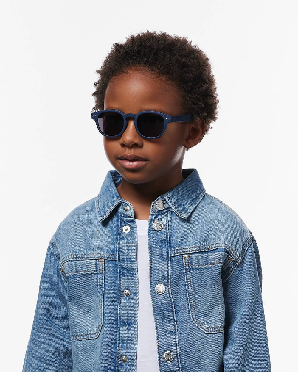 Lunettes de soleil enfant ‘#c’ Navy Blue 3-5 ans | IZIPIZI
