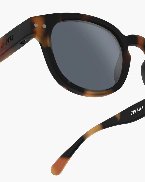 Lunettes de soleil enfant ‘#c’ Tortoise 3-5 ans | IZIPIZI
