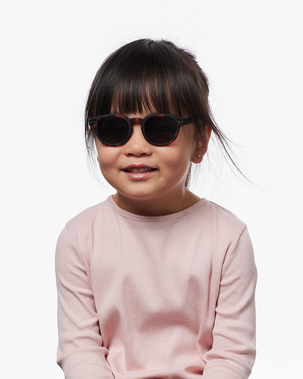 Lunettes de soleil enfant ‘#c’ Tortoise 7-11 ans | IZIPIZI