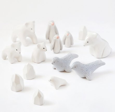 Ours Blanc assis | DODO TOUCAN