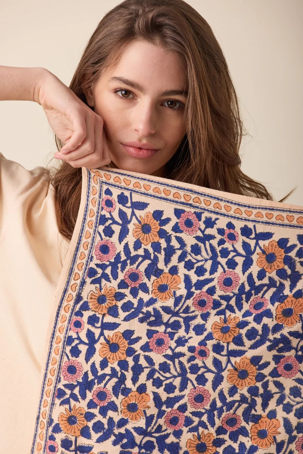 Petit foulard ‘Manika’ Coeur Bleu royal | APACHES