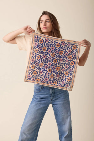 Petit foulard ‘Manika’ Coeur Bleu royal | APACHES