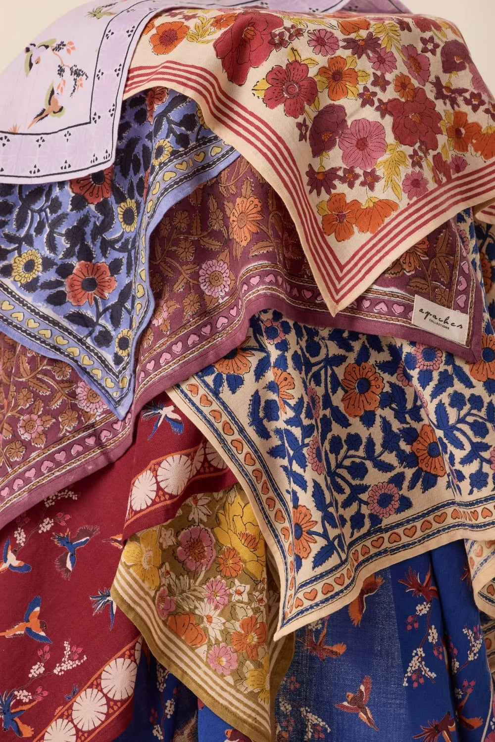 Petit foulard ‘Manika’ Joy Dahlia | APACHES COLLECTIONS